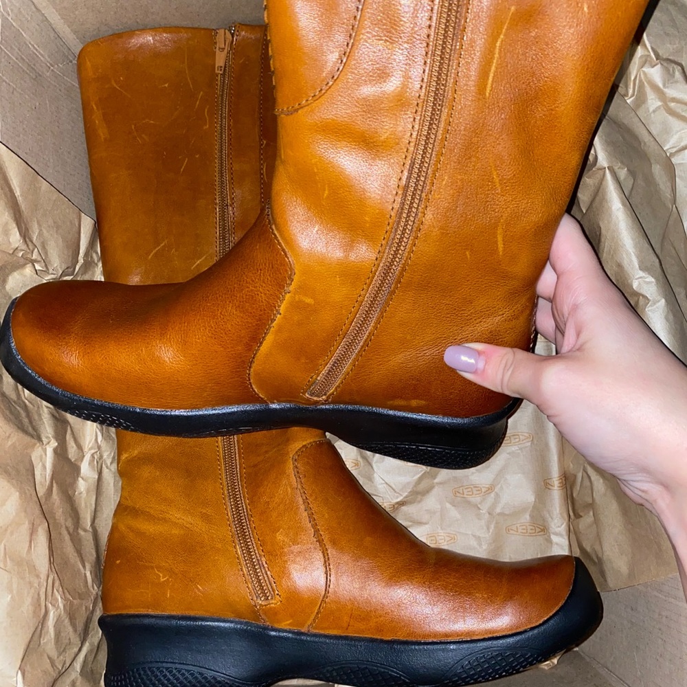 Leather Keen Boots